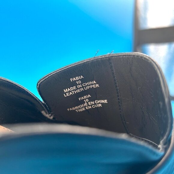 SAKS FIFTH AVENUE FABIA BLACK LEATHER MULE FLATS w/ ORIG. BOX - 10M - Picture 11 of 13